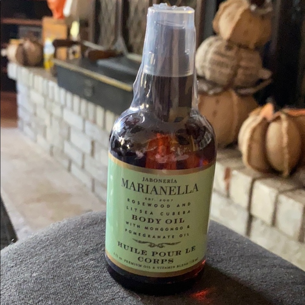 Jaboneria Marionella body oil